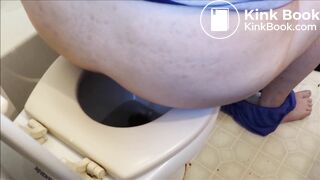 BBW pooping 12