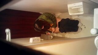 Japanese girl pooping on toilet - video 17