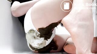 Huge poop in white panties
