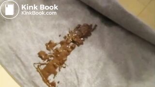 SSBBW has diarrhoea on floor