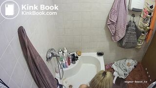 girl poop toilet - video 160