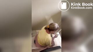 MILF drops some turds