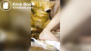 Young Woman Shits On Fuck Machine, Smears, & Fists