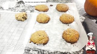 Cooking with Cris - Shit Cookies #1