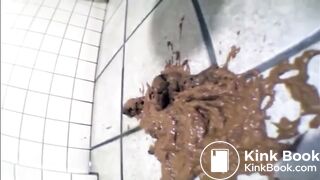 Japanese women shitting on the floor