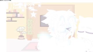 Cyan doesn't want to move, so she soils her diaper