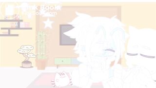 Cyan doesn't want to move, so she soils her diaper