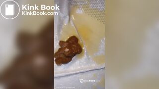 Ebony Shits from her gorgeous ass