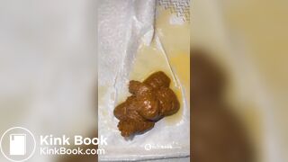 Ebony Shits from her gorgeous ass