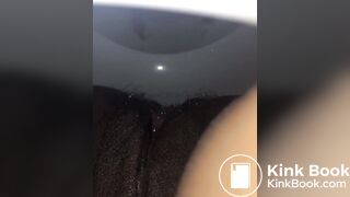Ebony Selfie Poop