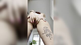 Brit Shits on Your Face + Looks You in the Eyes POV!!