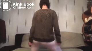 Young Girl Shakes Her Ass Until She Accidentally Sharts