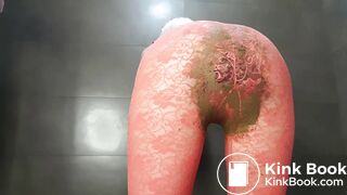 Big poop in red tights
