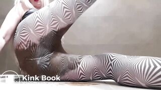 Big poop in black and white pantyhose