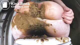 compilation of sexy girl shitting