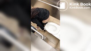 Overstall voyeur poop PT 1