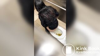 Overstall voyeur poop PT 1