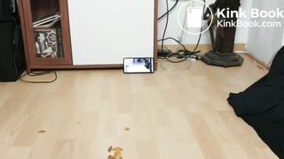 Girl pooping an giving scat blowjob