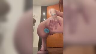Sexy girl with plug want to poop