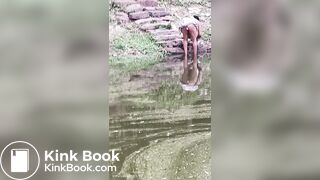 Aunty ko gaand dhone ke time pe dikha