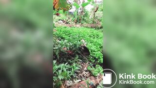 Girl pooping - video 349