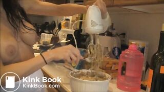 Famous lady poops a lot and making cookies