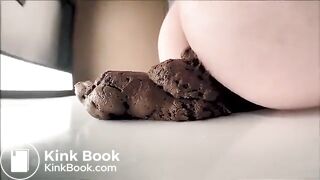 women takes MASSIVE load on the toilet