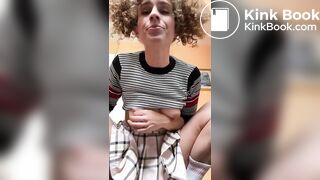 Toilet pov - video 13