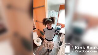 Toilet pov - video 13