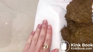 Pretty Milf Shitting Small Compilation