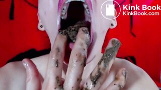 Latina Fishes For A Snack