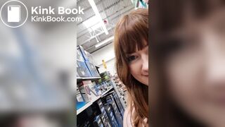 Messy diaper in public - video 2