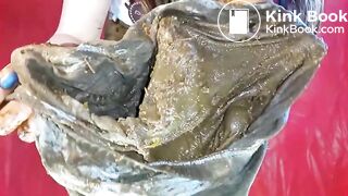 Shitting, smearing and masturbating