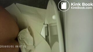 Big fart, piss, grunts and poop. She uses so so much pa