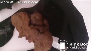 A lady poops her black undies..
