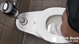 Girl pooping on public toilet - video 5