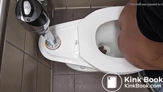 Girl pooping on public toilet - video 5