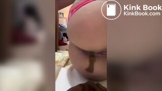 Pretty Girl Sexy Poops Compilation
