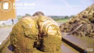 Rada Brewers Bucket Trap - Masturbating in cowshit