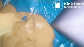 Diarrhea 1eaked from my panties