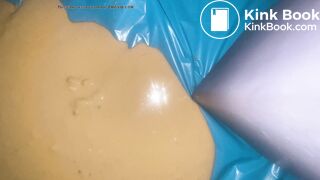 Diarrhea 1eaked from my panties