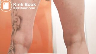 Shitting milf - video 2