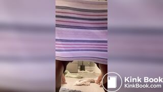 Girl poops her panties - video 6