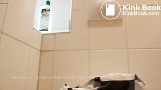 Women takes a shit in the toilet (compilation)