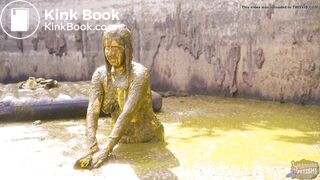 Green Wedding in cowshit