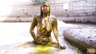 Green Wedding in cowshit