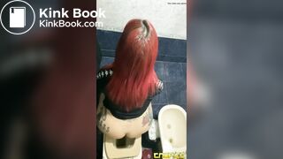 Big booty Latina shitting in toilet