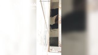 iranian milf pooping