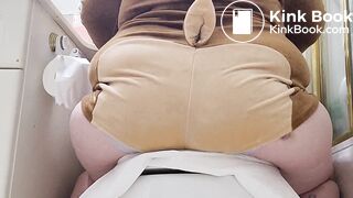 Poop squish time!! (Part 2)