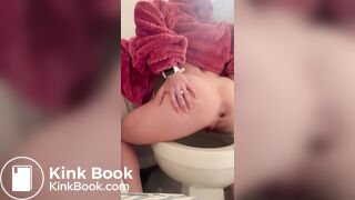 Sexy teen shits massive hard turd